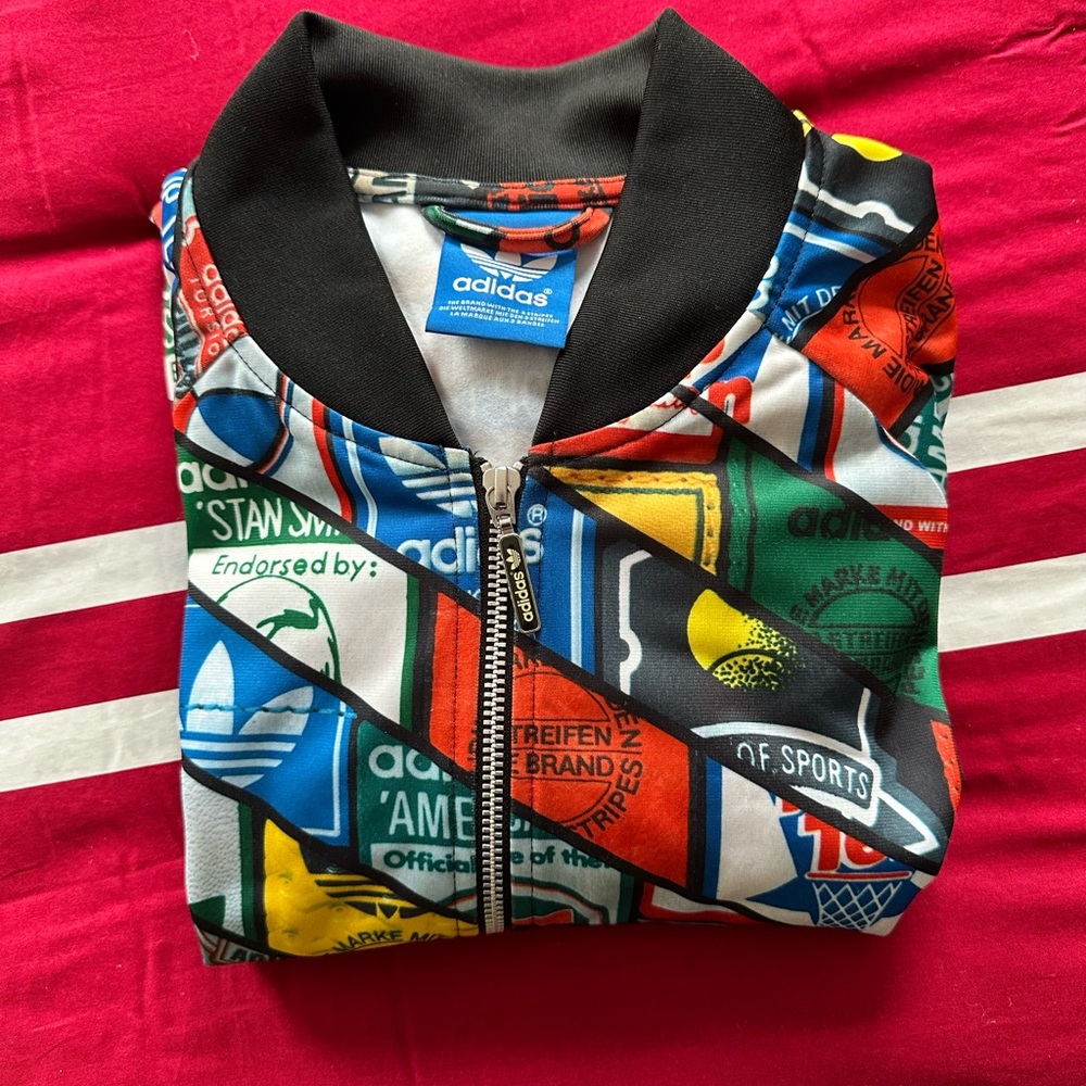 Vintage Adidas Multicolor Graphic Zip-Up Jacket🔥